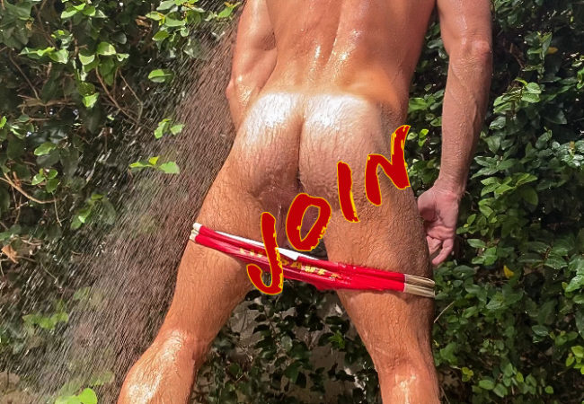 Tiny Lifeguard Suit Rinse